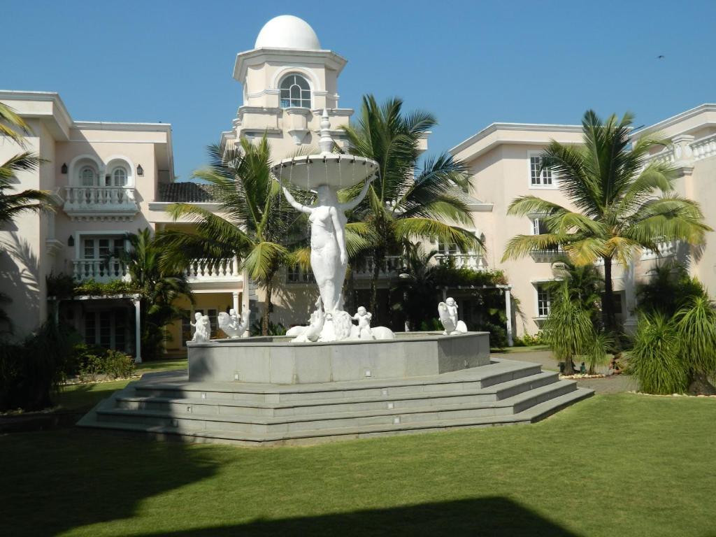 Club Mahindra Emerald Palms, Goa 5* Benaulim